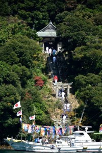 新上五島町にある鯛ノ浦神社の秋の例大祭