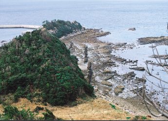 串ノ浜岩脈