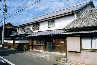 保里川家住宅主屋