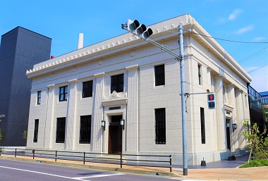 SEED 1 9 3 1（旧諫早銀行本店）