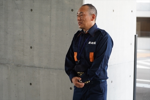 県職員の様子.JPG