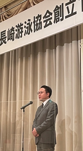 挨拶をする大石知事