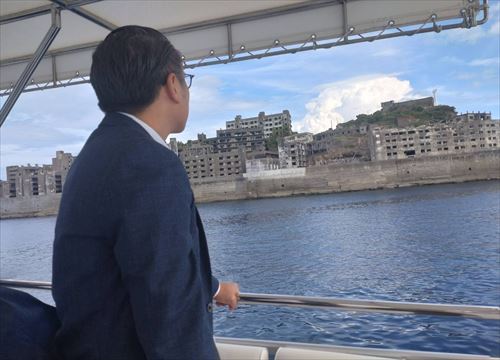 視察