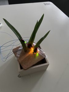 LEDでホタルづくり　「家のなかでホタルを光らせよう☆」