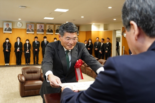 知事選挙当選者_R