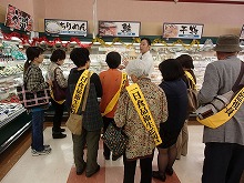 食品表示調査体験写真３