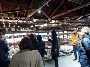 5藍繕窯(工場見学)もざいく