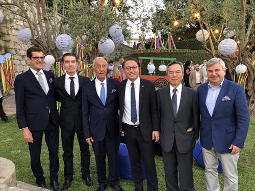 レベロ・デ・ソウザ大統領との写真