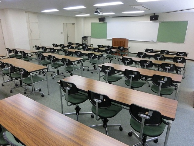 講義室