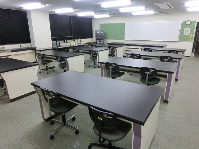 理科情報研修室