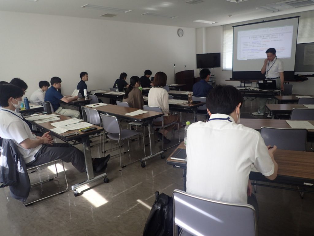 局砂防課説明P5240045