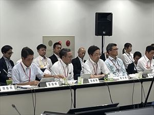 セッション（遠方）_R