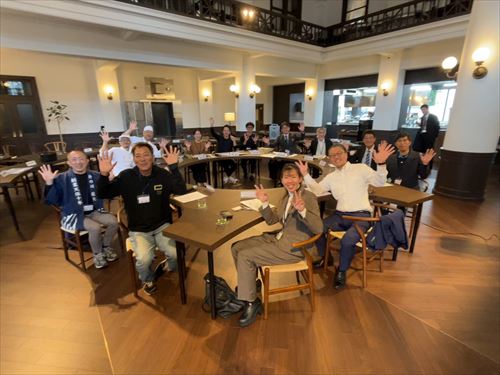 会の皆さんと（全体写真）_R