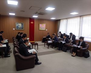 ミーティングの様子_R