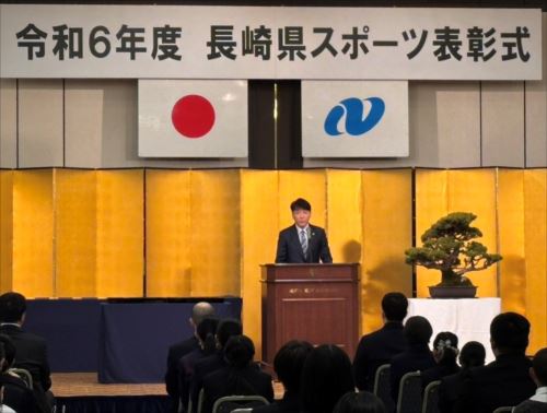 ①副知事正面_R