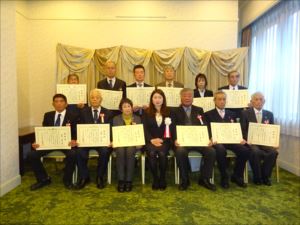 記念写真①（交通安全功労）_R