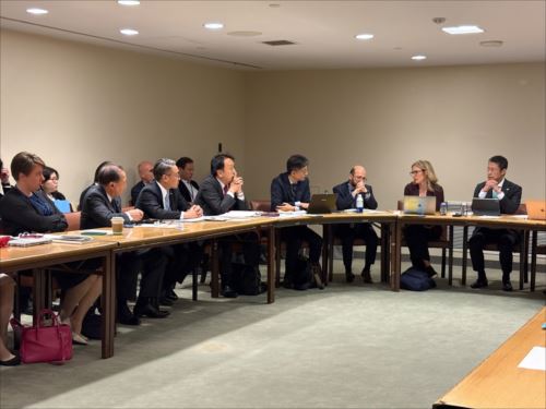 シンポジウムの様子1_R