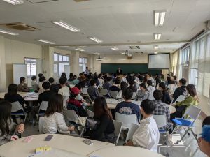 0520案_県立大学（行政学①）