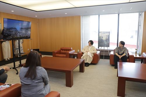 予告映像鑑賞_R