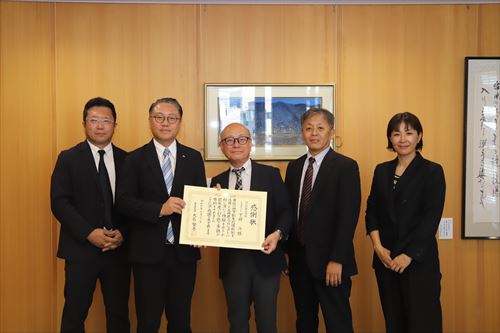 ⑤NDC株式会社_集合写真_R